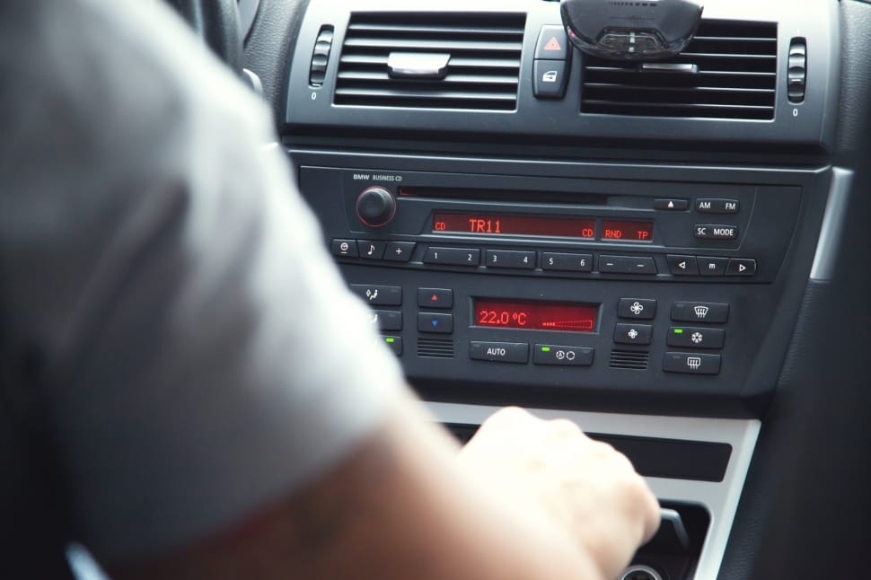 Berapa Sebenarnya Suhu Ideal AC Mobil