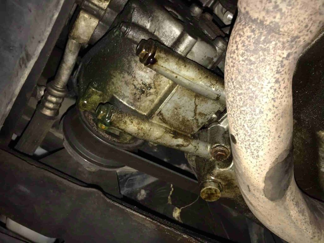 Masalah Kompresor AC Mobil Keluar Oli