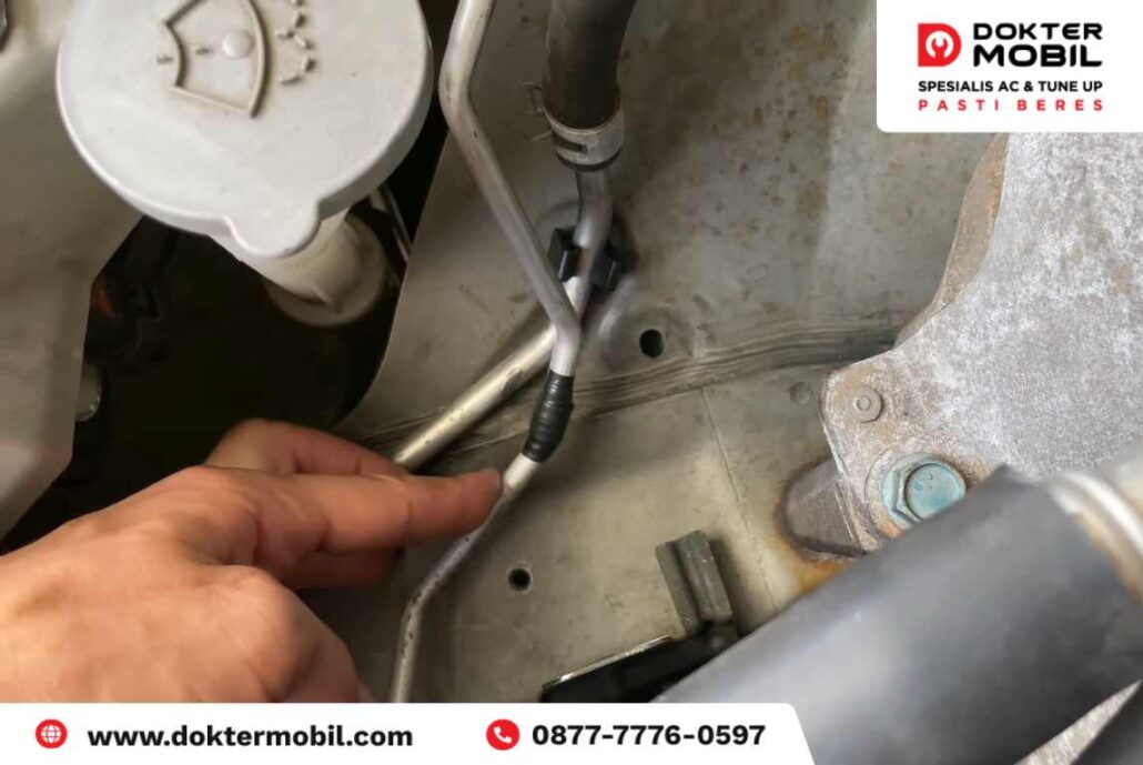 Masalah Selang AC Mobil Bocor