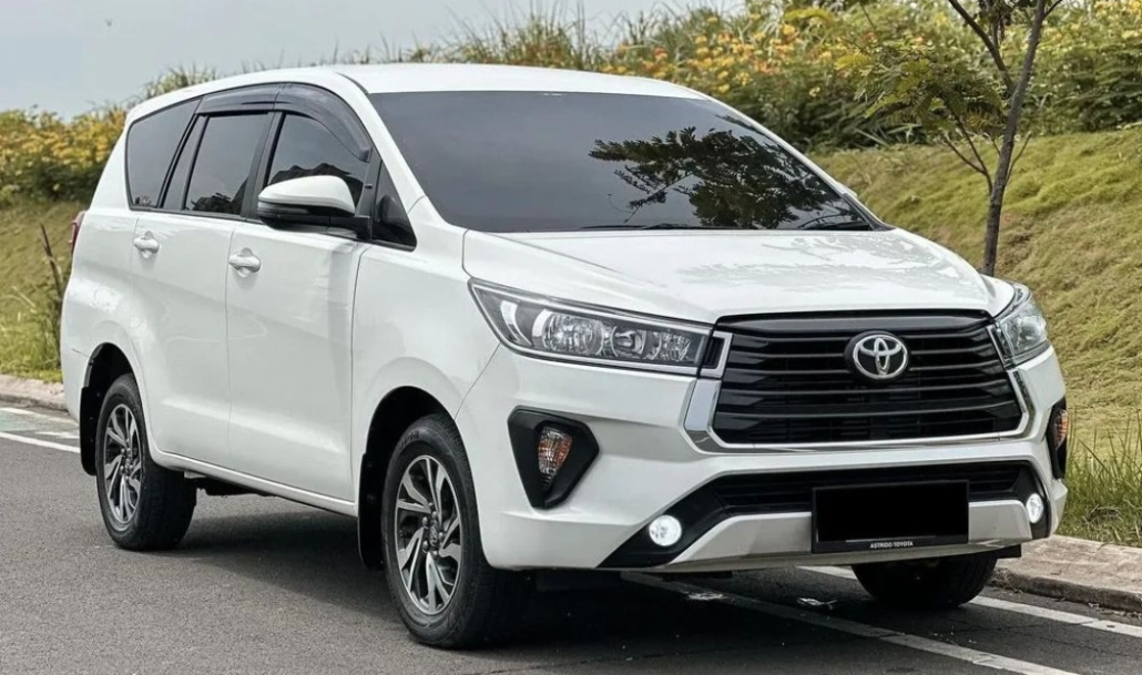 Mengupas Kekurangan Toyota Innova Matic: Antara Kenyamanan dan Kompromi