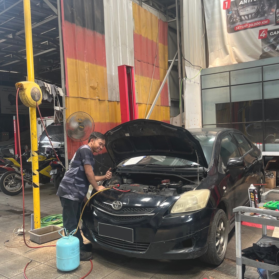Jasa Flushing AC Mobil Cibinong Bikin AC Dingin Seperti Mobil Baru 1 Jasa Flushing AC Mobil Cibinong Bikin AC Dingin Seperti Mobil Baru